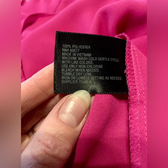 Worthington Hot Pink Button Down Blouse Business Office Wear Small - Picture 10 of 10